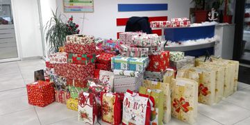 Christmas gifts for children and elderly people from Dumbrava Monastery
